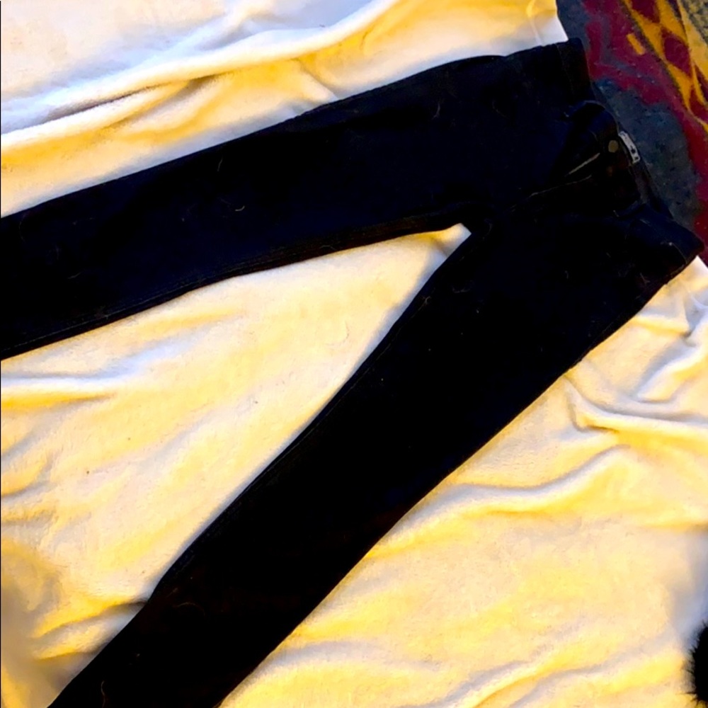 Abercrombie high rise black jean legging size 27/4